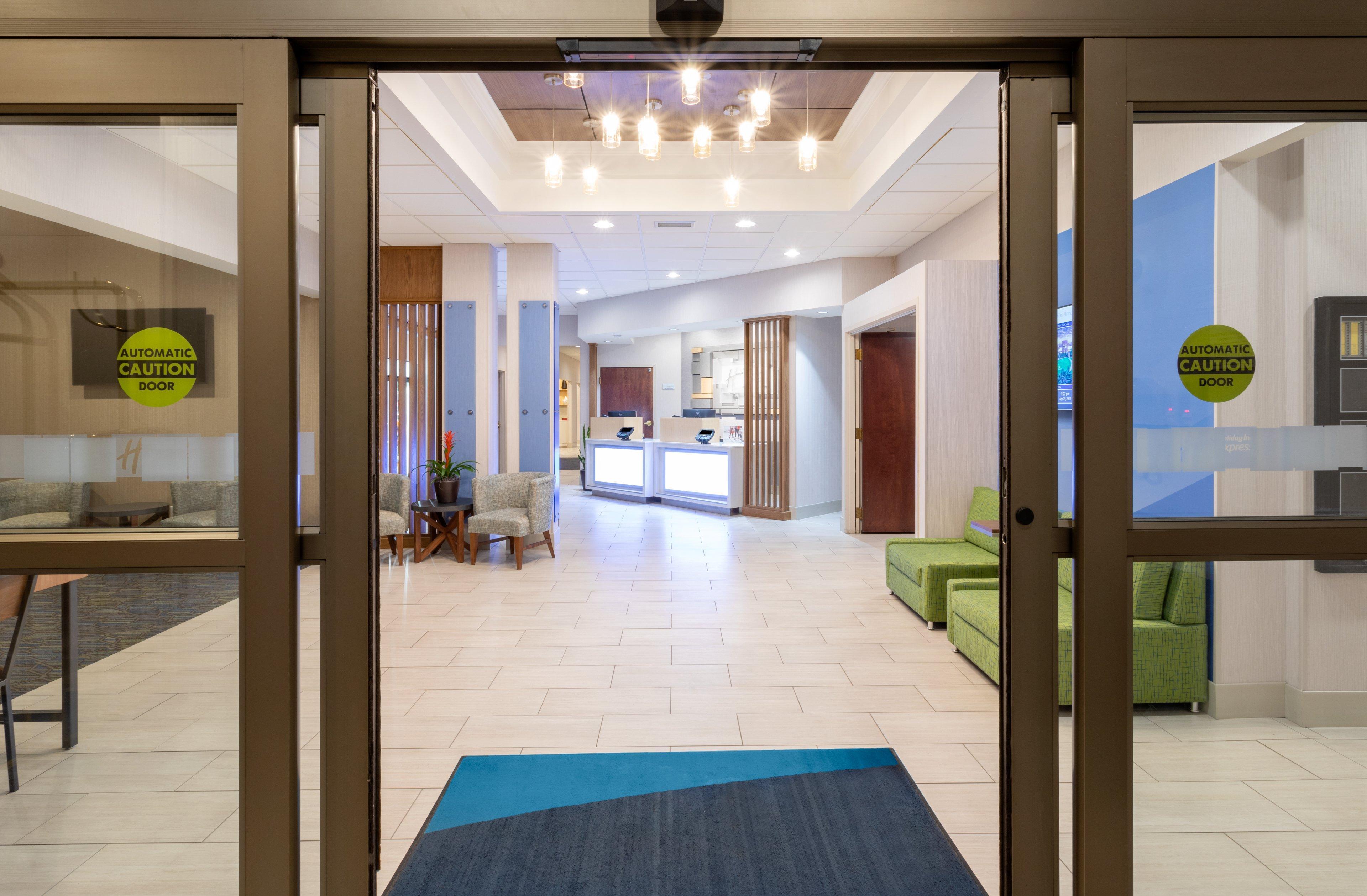 Holiday Inn Express Hotel & Suites Minneapolis-Downtown Convention Center By Ihg Exterior foto